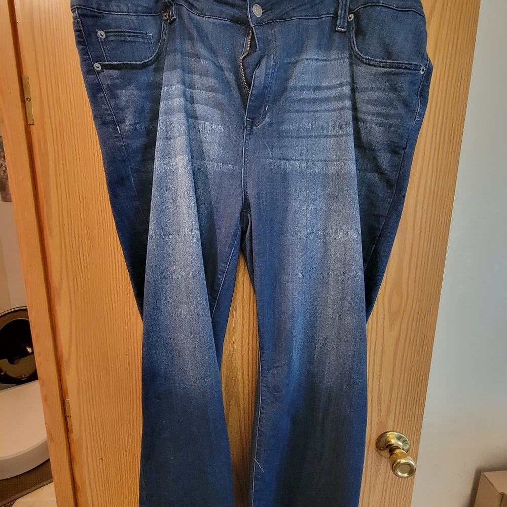 Molly & Isadora Greenwich Bootcut Jean